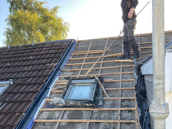 Roof repair contractors Glasgow