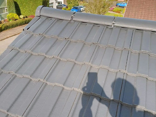 Tiled roof cleaning Glasgow